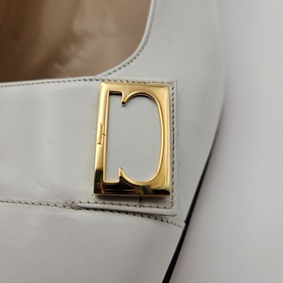 Salvatore Ferragamo “Decree” White Calf Leather Pumps | Gold Gancini | Size 9 AA - Picture 3 of 15